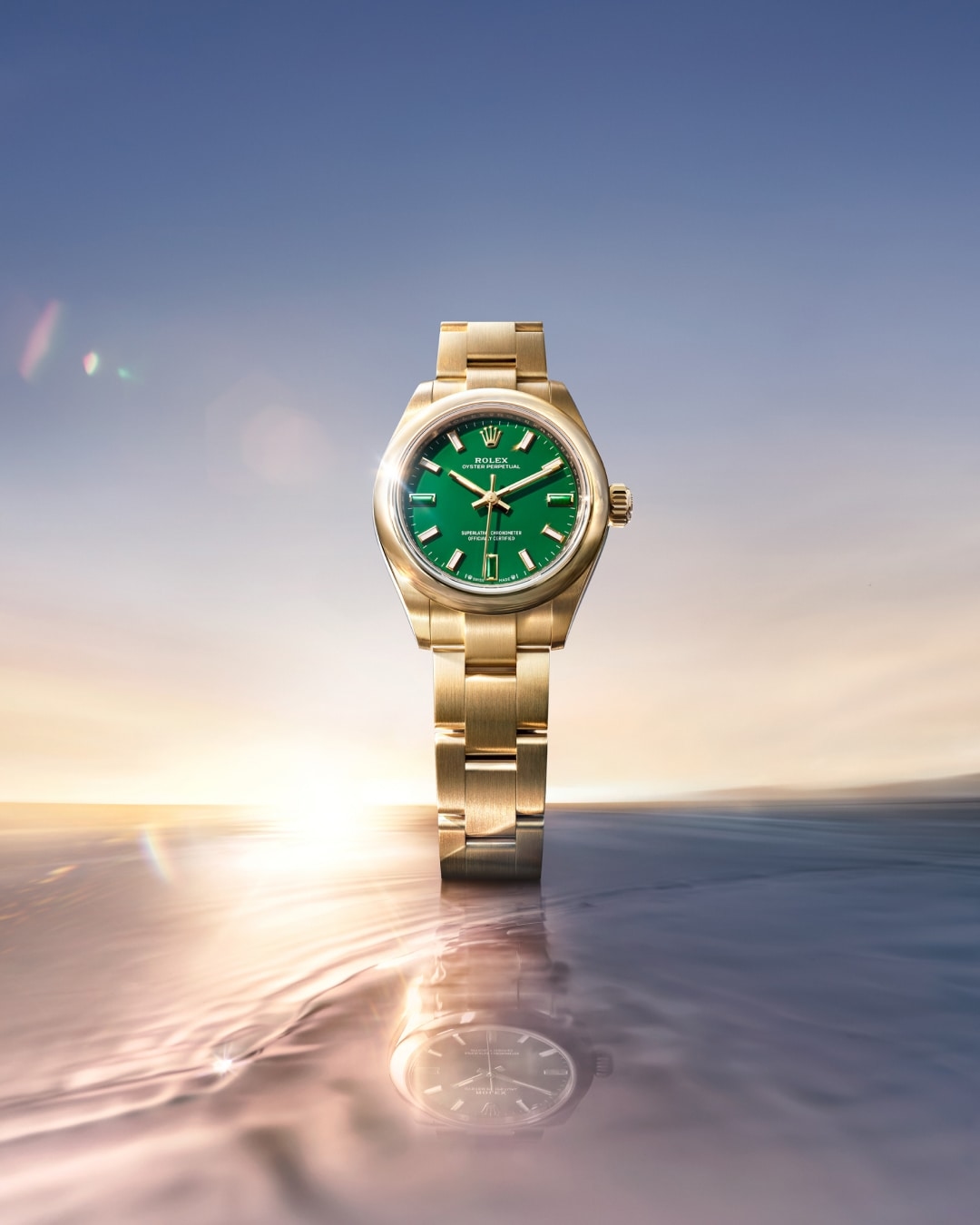 Rolex Oyster Perpetual 28 standing watch
